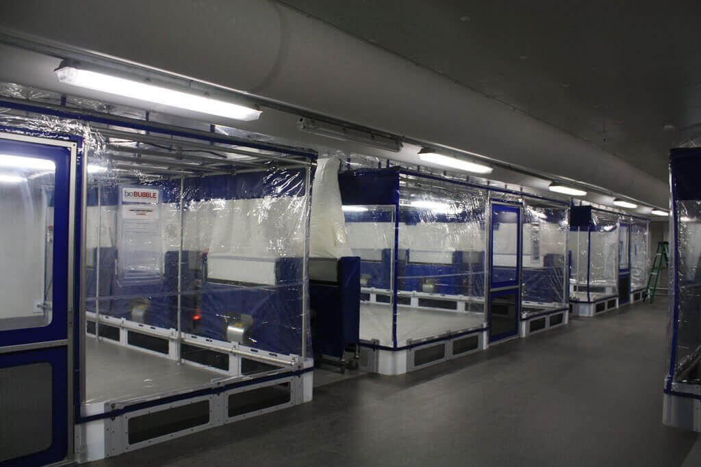 University of Tasmania – Multiple cleanrooms in a large open room creates a low-cost barrier facility for SPF animals.